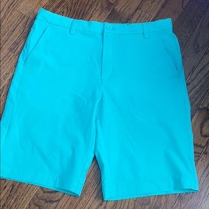 NWOT Vineyard Vines Performance Shorts Size 18